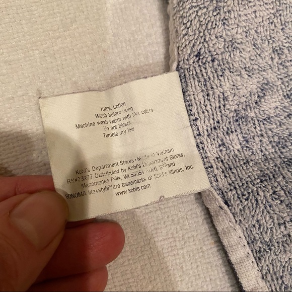 Dogs Patriotic Stars & Stripes Bulldog Beach Towel - Picture 4 of 4